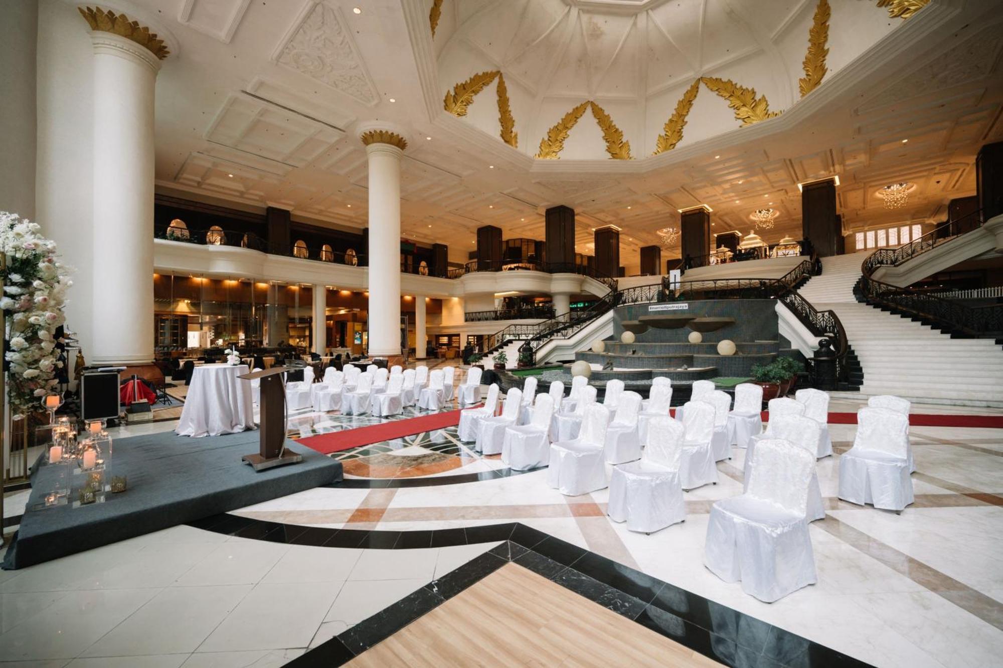 Putrajaya Marriott Hotel מראה חיצוני תמונה